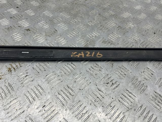 LAND ROVER DBC000032LML Молдинг крыши левый в наличии Житомир