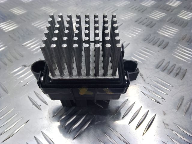 Резистор (сопротивление) вентилятора для ford fusion mk5 (2015-2021) DG9H19E624AA