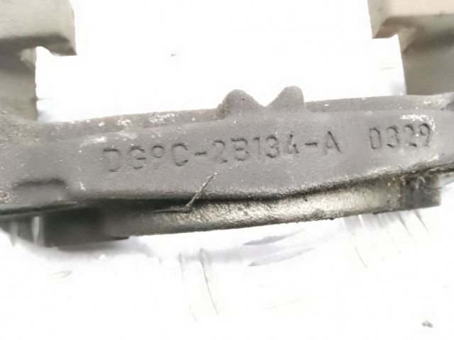Скоба суппорта переднего DG9Z2B292A FORD