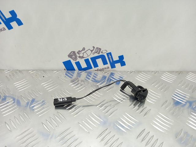 Веерная форсунка омывателя DNJ000152 LAND ROVER