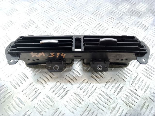 Вентиляция передка DS7Z19893CE FORD