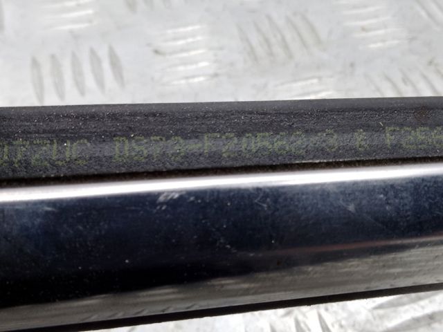 DS7Z5421453A FORD Уплотнитель стекла двери передней левой внешний (планка) купить в Николаев