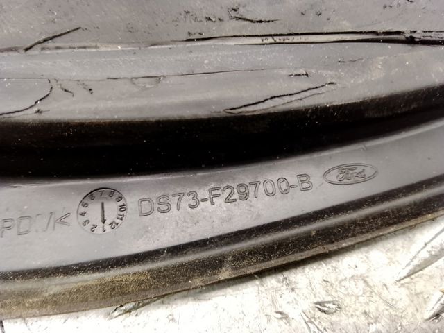 DS7Z5429710B FORD Стекло кузова (багажного отсека) правое купить в Ужгород