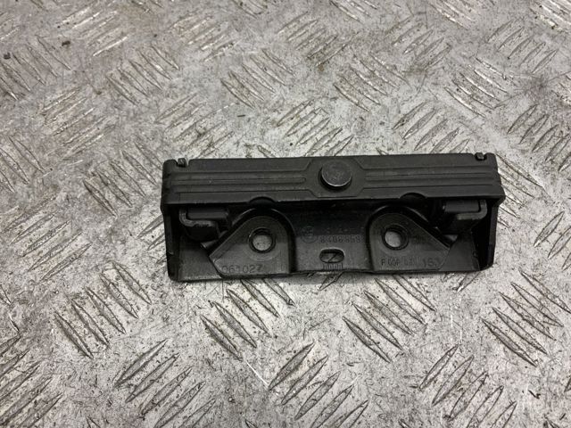 Петля замка крышки багажника FQQ000010 LAND ROVER