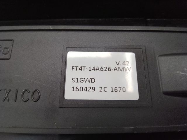 FORD FT4Z14A626AC Накладка стойки кузова внешняя центральная левая в наличии Киев