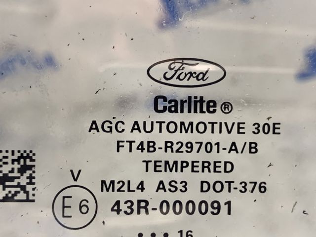 FORD FT4Z5829711A Стекло кузова (багажного отсека) левое в наличии Житомир