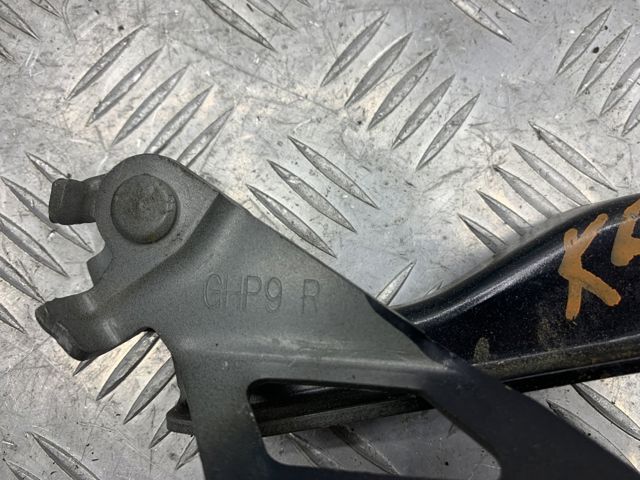 MAZDA GHP952410B Петля капота правая в наличии Николаев
