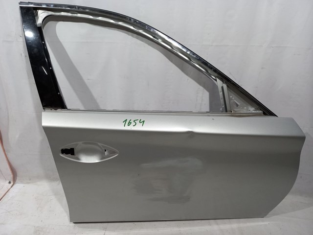 Пассажирская передняя дверь H010M4GAMA NISSAN