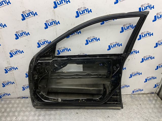 Пассажирская передняя дверь H010MJK6AB NISSAN
