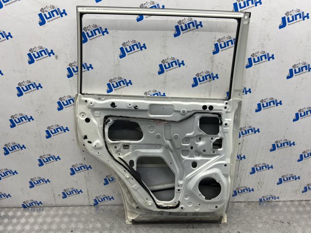 Задняя левая дверь H210A1LAMA NISSAN