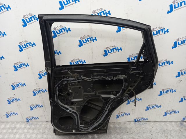 Задняя правая дверь HBA0M1CAMA NISSAN