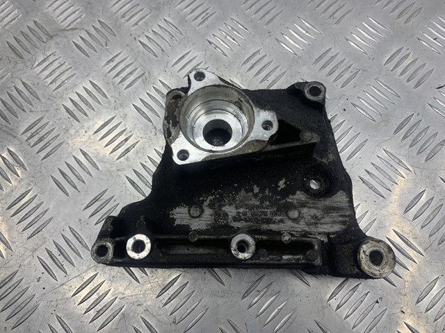 LAND ROVER LR006467 в наличии Полтава