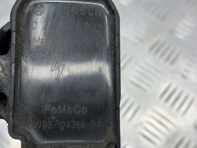 Модуль зажигания LR010687 LAND ROVER