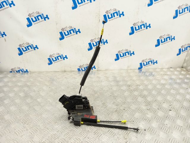 Запор кабины LR011280 LAND ROVER