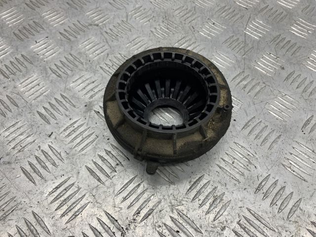 Подшипник опоры амортизатора LR018785 LAND ROVER