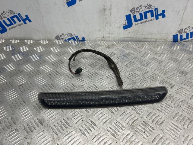 Задние стопы LR020147 LAND ROVER