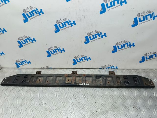 LR024295 LAND ROVER Балка радиатора нижняя купить в Чернигов