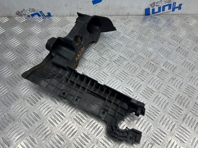 Крепление аккумулятора LR024378 LAND ROVER