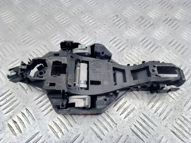 Держатель наружной ручки двери, передней правой LR025540 LAND ROVER