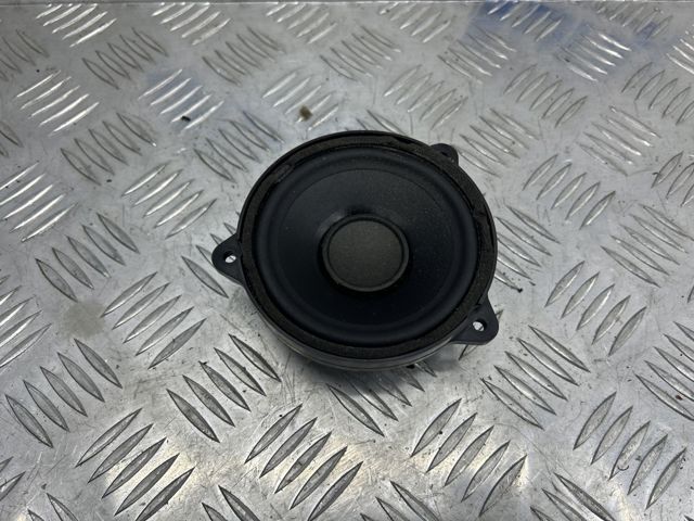 LR025876 LAND ROVER Динамик задней полки купить в Днепр