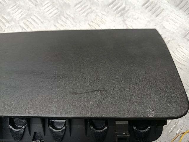 LR026034 LAND ROVER Подушка безопасности (AIRBAG) водительская, защиты коленей купить в Запорожье