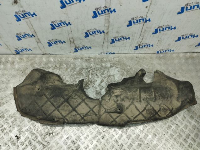 Подкрылок задний правый LR027403 LAND ROVER