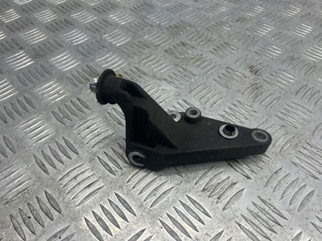 LAND ROVER LR028882 Кронштейн компрессора кондиционера в наличии Одесса