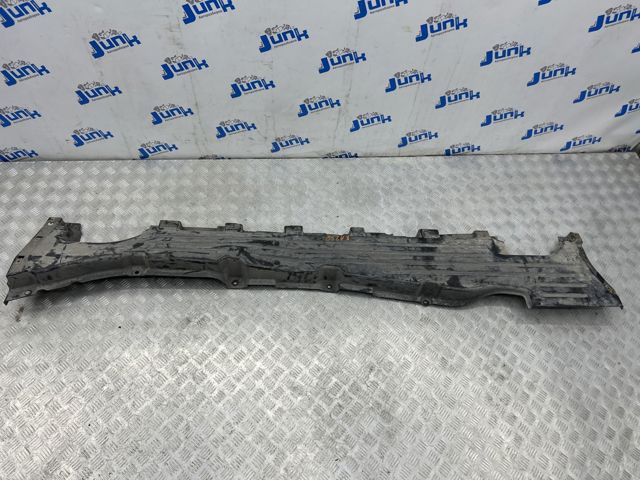 LR033047 LAND ROVER Защита днища правая купить в Николаев