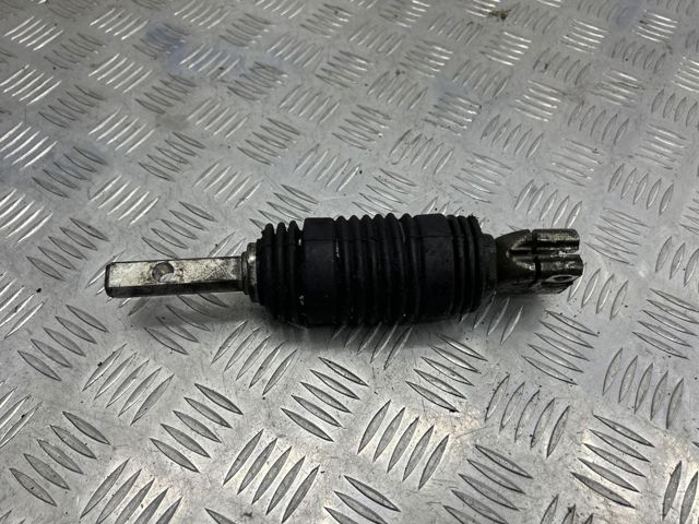 Рулевой кардан нижний LR033647 LAND ROVER