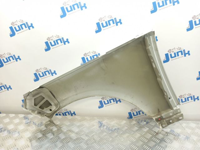 LAND ROVER LR036591 Крыло переднее правое в наличии Черкассы