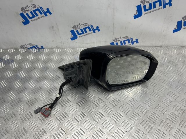 Наружное зеркало правое LR036688 LAND ROVER