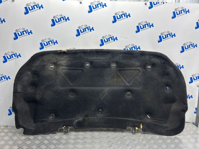 Подкладка-капот LR037857 LAND ROVER