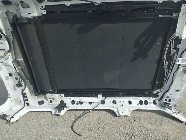Детали люков облицовки кузова LR038279 LAND ROVER