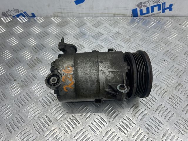 Компрессор климатической установки LR041119 LAND ROVER