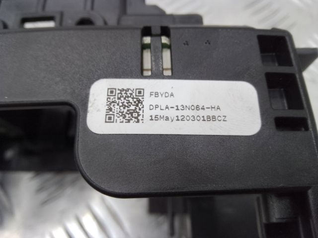 Переключатель подрулевой, центральная часть LR042311 LAND ROVER