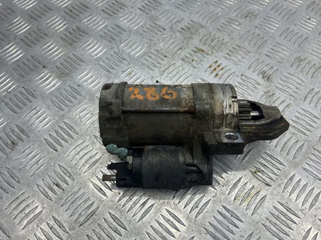 Стартер автомобиля LR044091 LAND ROVER