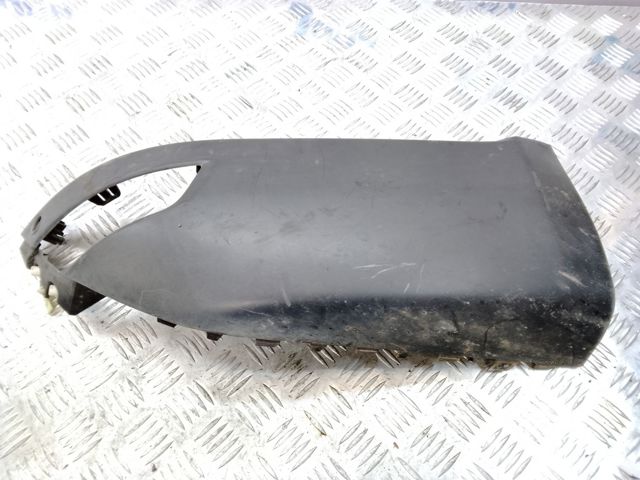 LAND ROVER LR045184 Накладка бампера заднего правая в наличии Украина