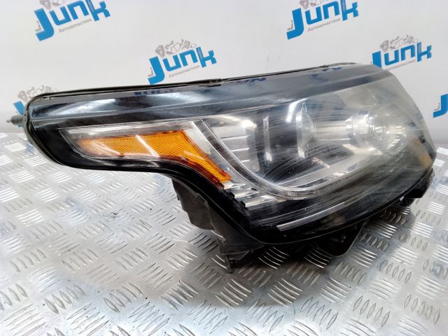 LAND ROVER LR046923 Правая фара в наличии Тернополь
