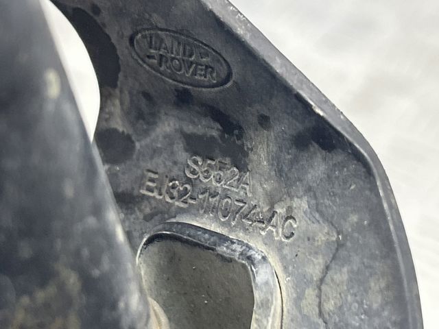 Подушка коробки LR047393 LAND ROVER