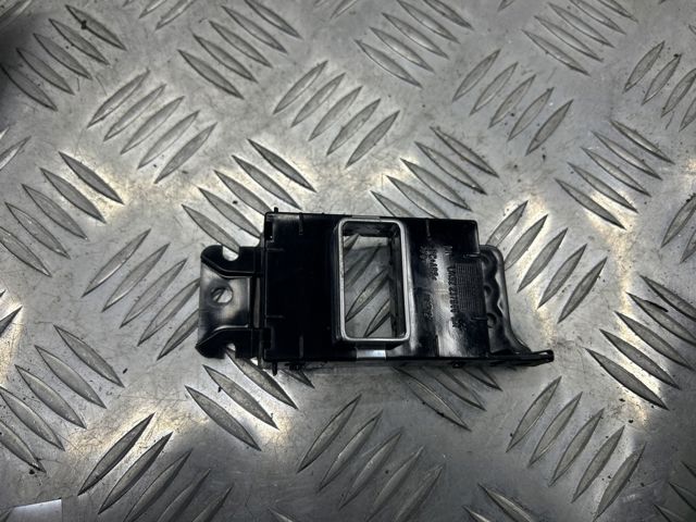 LR051015 LAND ROVER купить в Киев