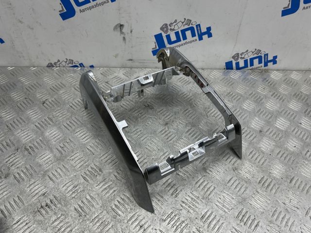 LR055989 LAND ROVER купить в Сумы