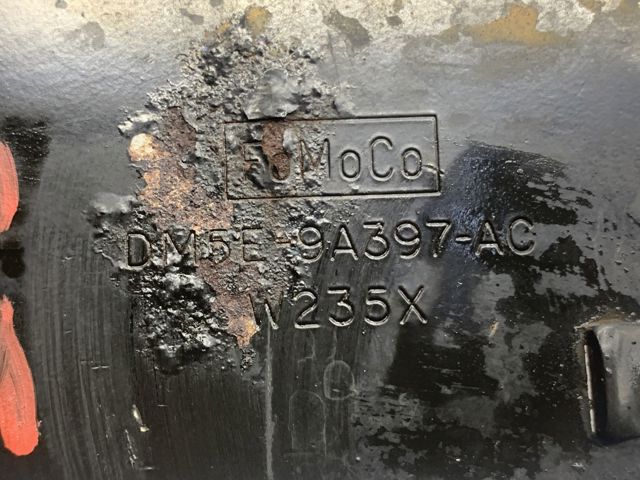 Кронштейн топливного насоса ТНВД LR056565 LAND ROVER