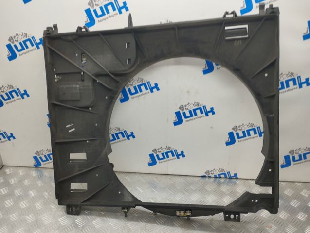 LAND ROVER LR057118 Диффузор радиатора охлаждения в наличии Запорожье
