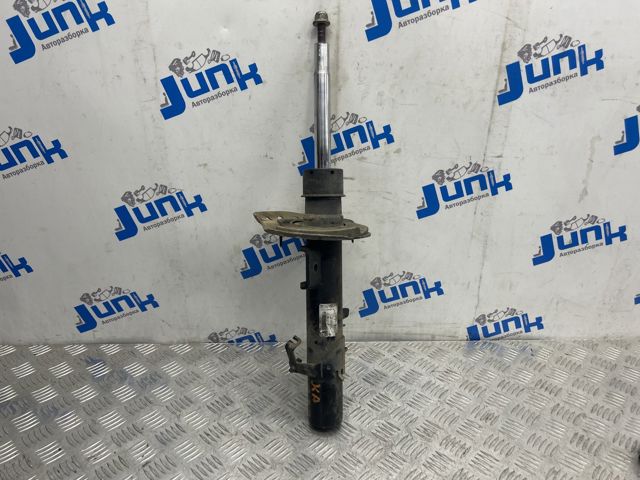 Амортизаторная стойка передняя левая LR060807 LAND ROVER