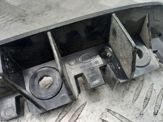 Кронштейн бампера заднего, левый LR066550 LAND ROVER