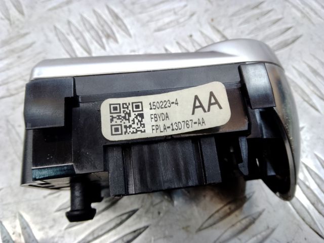 LR067006 LAND ROVER Блок кнопочных переключателей рулевого колеса купить в Ровно