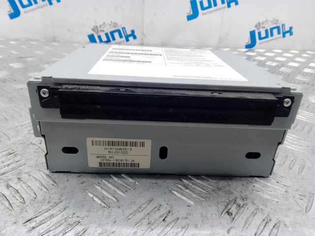 LAND ROVER LR071120 Магнитола (радио AM/FM) в наличии Чернигов