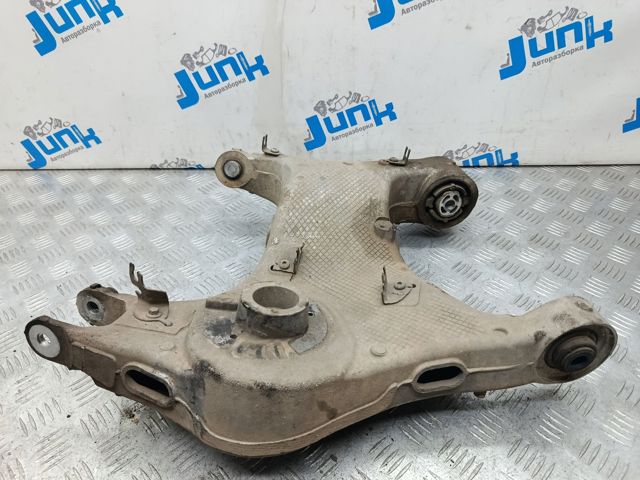 LR076679 Рычаг задней подвески нижний левый купить Полтава