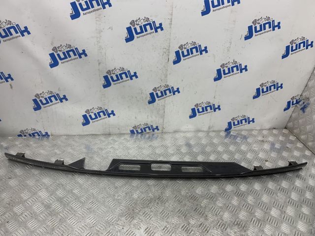 Молдинг ляды LR076840 LAND ROVER