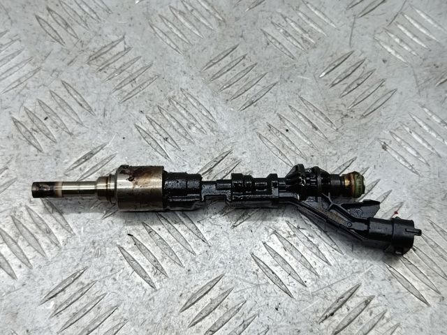 Форсунка впрыска топлива LR105431 LAND ROVER